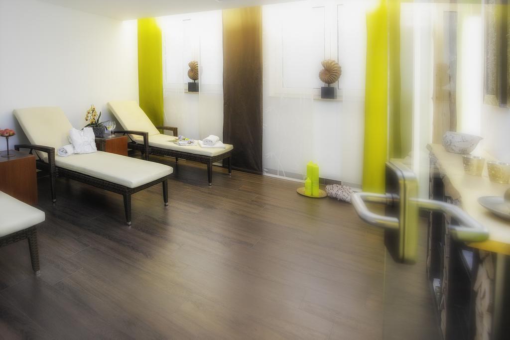 Ringhotel sKreuz Steinheim am Albuch Bagian luar foto